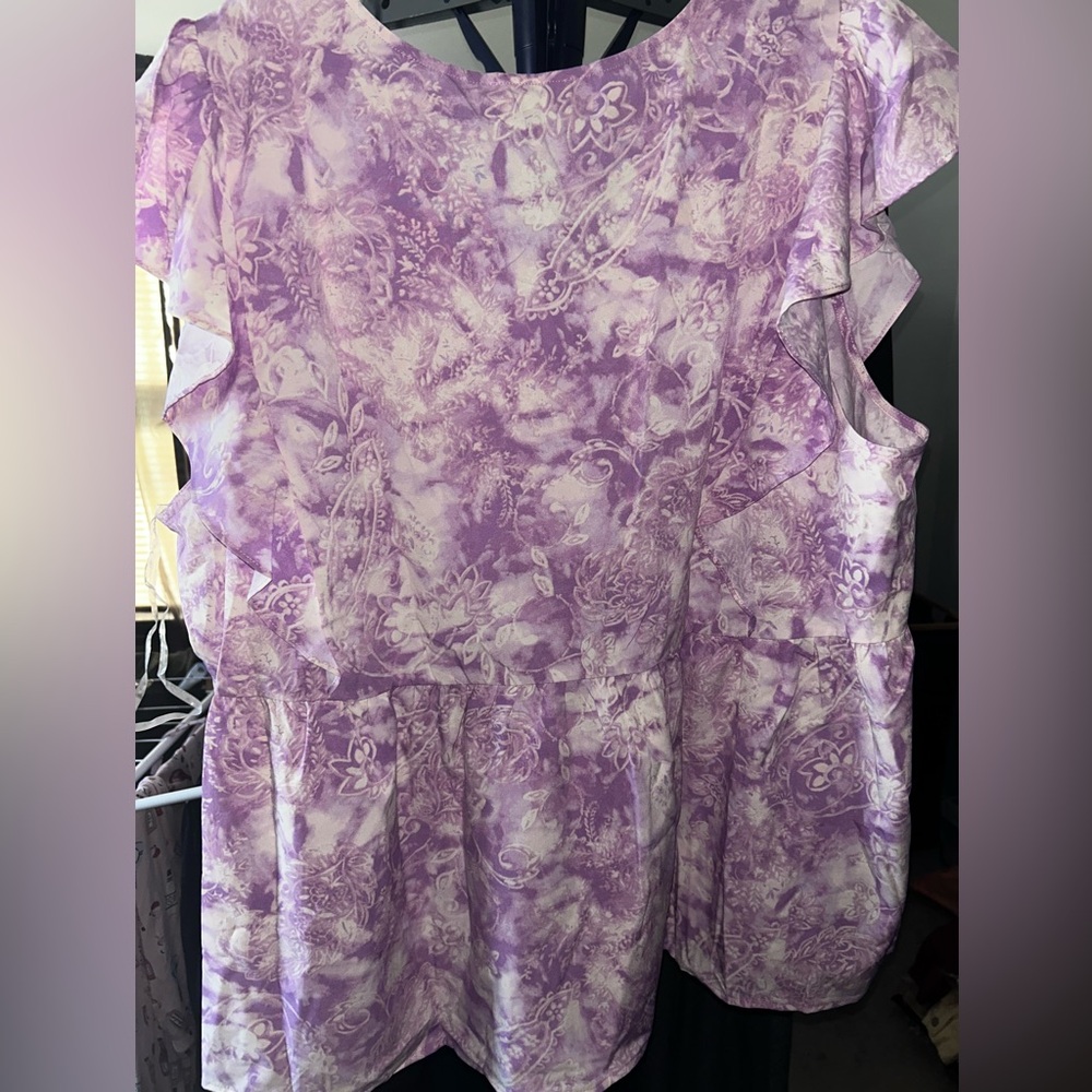 Emily Wonder Ruffle Sleeve Top - Picture 3 of 4